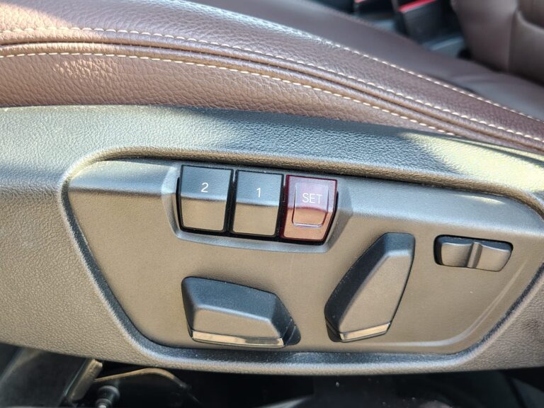 WhatsApp Image 2025-10-08 at 17.18.15