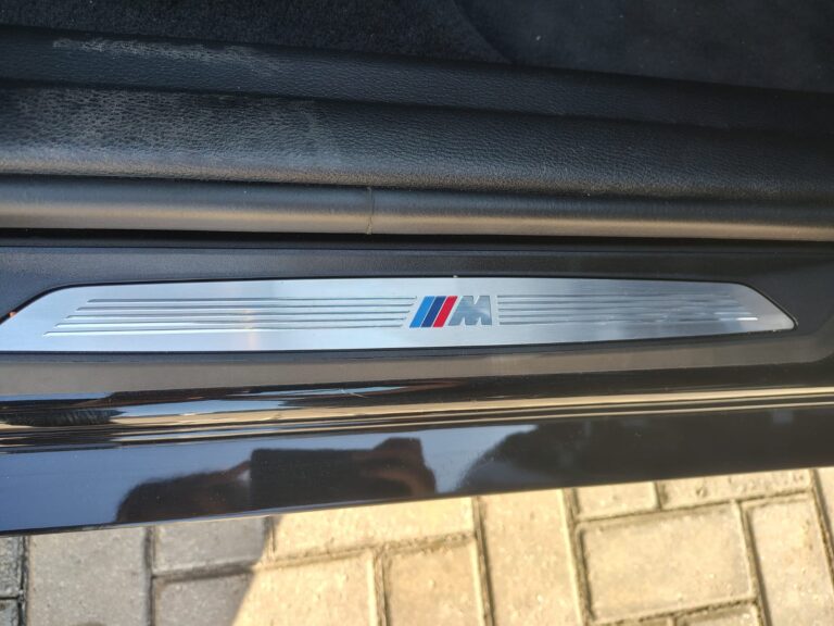 WhatsApp Image 2025-10-08 at 17.18.18