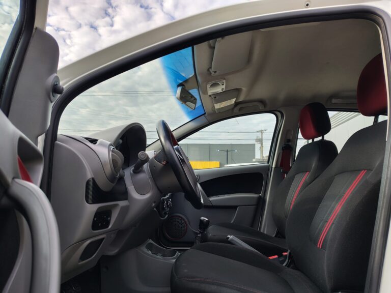 WhatsApp Image 2025-10-08 at 17.22.07