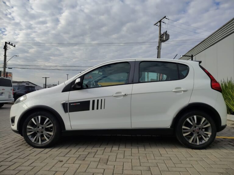 WhatsApp Image 2025-10-08 at 17.22.08