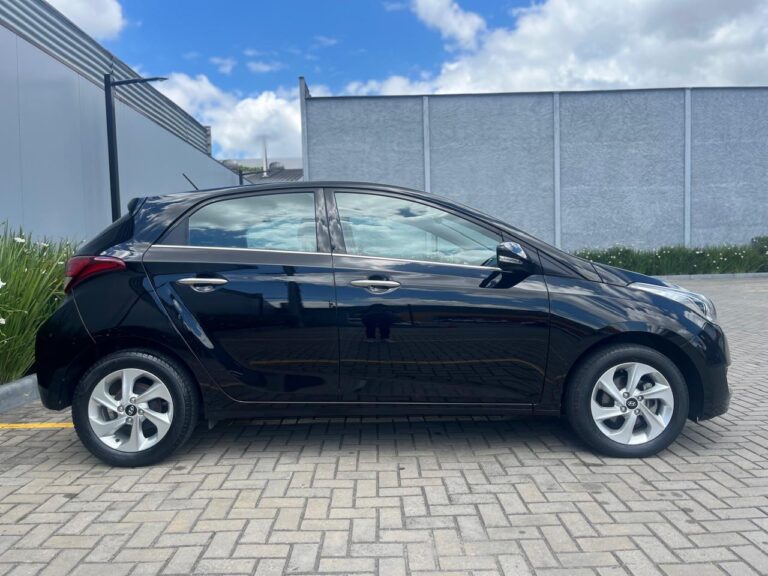 WhatsApp Image 2025-12-04 at 14.11.54 (3) - Copia