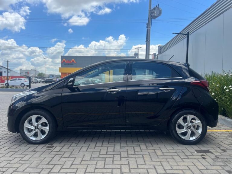 WhatsApp Image 2025-12-04 at 14.11.55